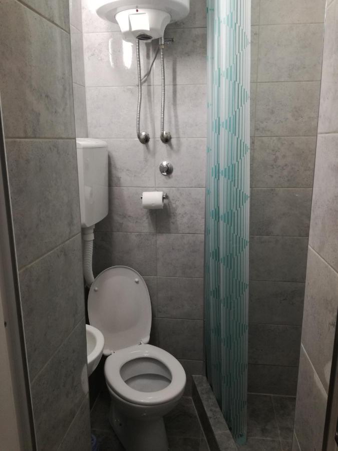 Mini Studio - One Traveler Apartment Белград Екстериор снимка